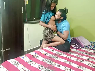 18 Life-span Old Succulent Indian Teen Love Hardcore Fucking In all directions Cum Inside Pussy