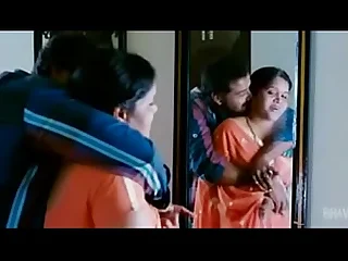 Indian desi Aunty proprietorship neighbour boyfriend after husband went to office porn video